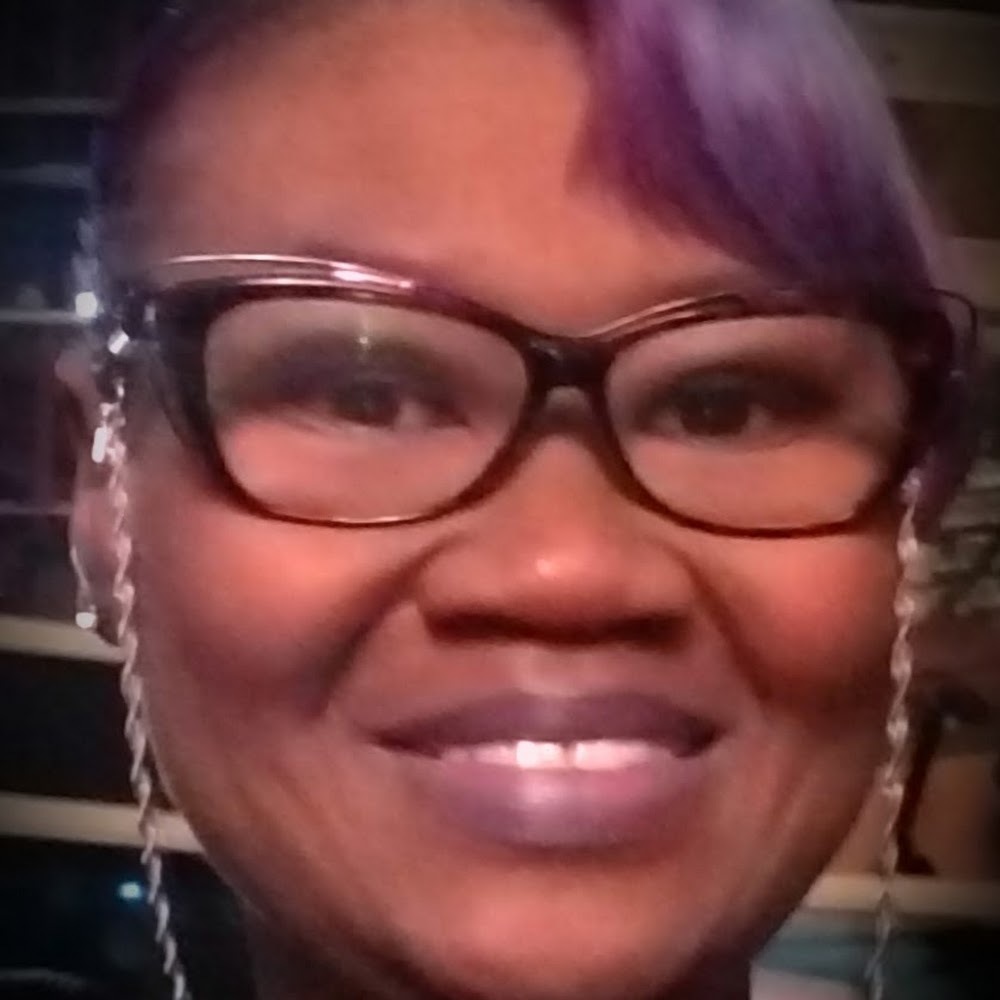 Meet your Posher, Brandi